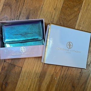 ADRIENNE VITTADINI COIN PURSE/WALLET WITH KEY CHAIN , nwt, BLUE METALLIC